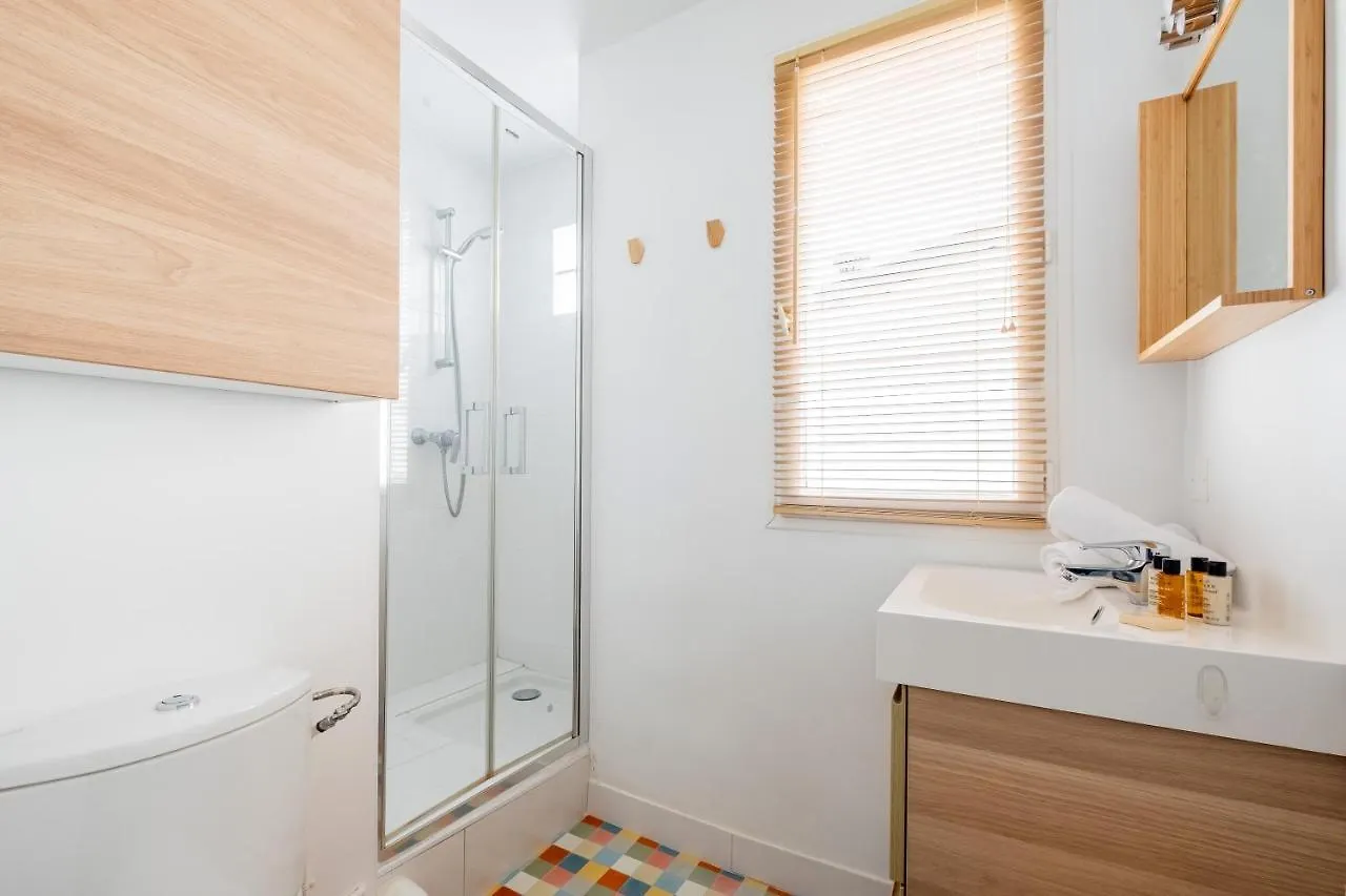 Veeve - Batignolles Blues Apartment Paris