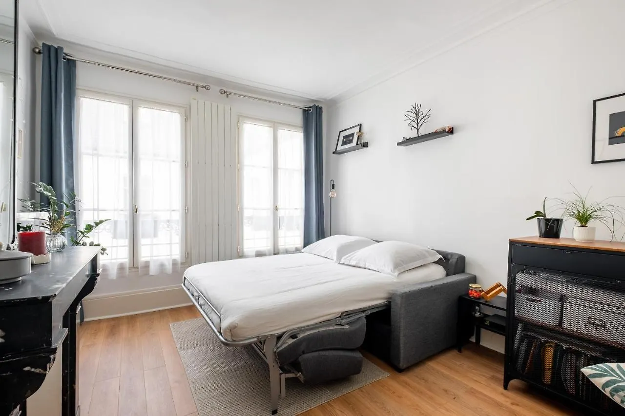 Veeve - Batignolles Blues Apartment Paris 0*,  France
